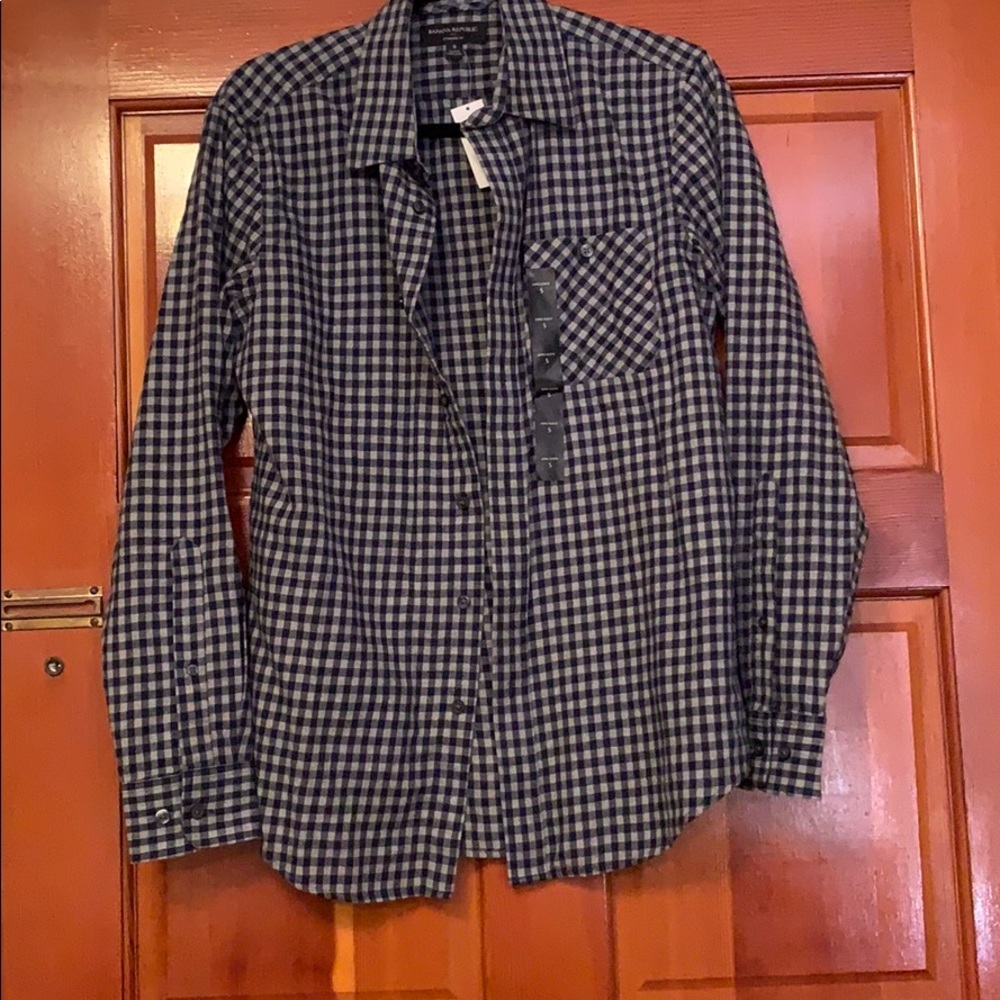 Banana republic men’s button down small